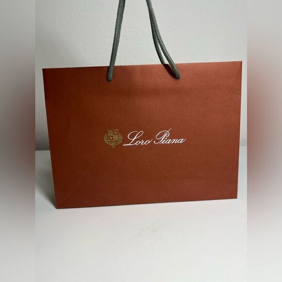 Loro Piana Paper Gift Bag 12” x 8,5” x 3” - Picture 4 of 7